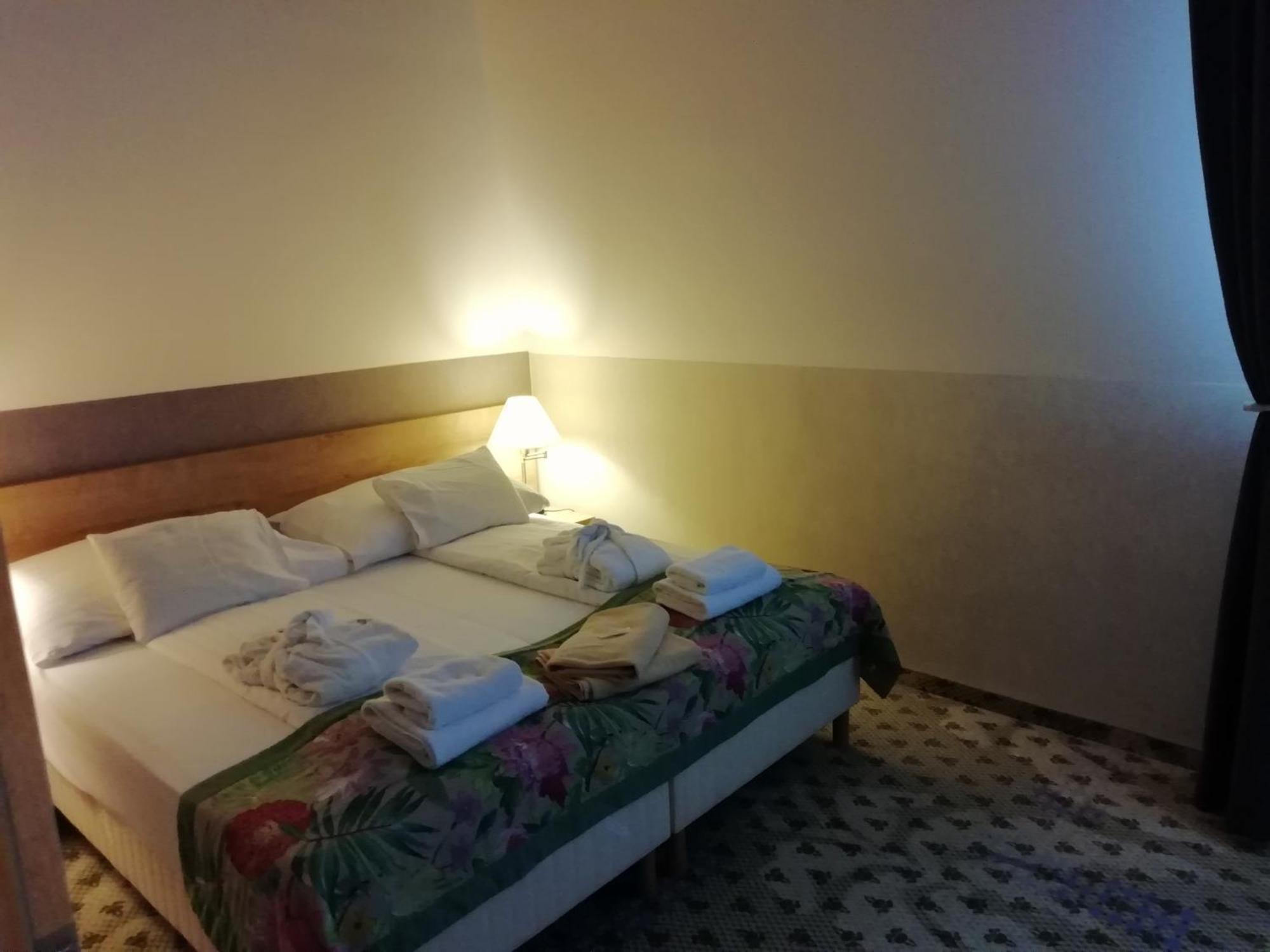 Batthyany Kuria Hotel Zalacsány Екстериор снимка