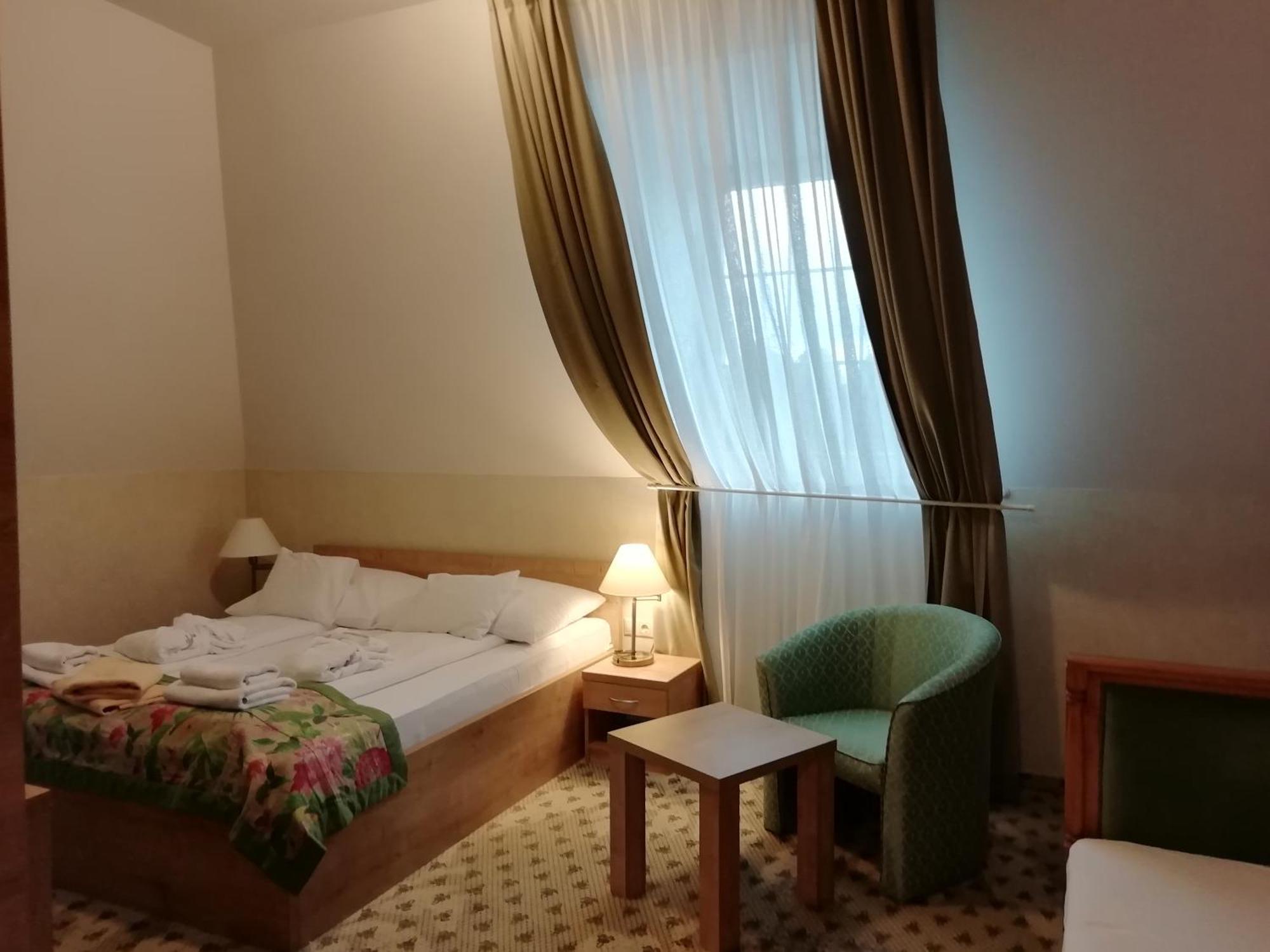 Batthyany Kuria Hotel Zalacsány Екстериор снимка