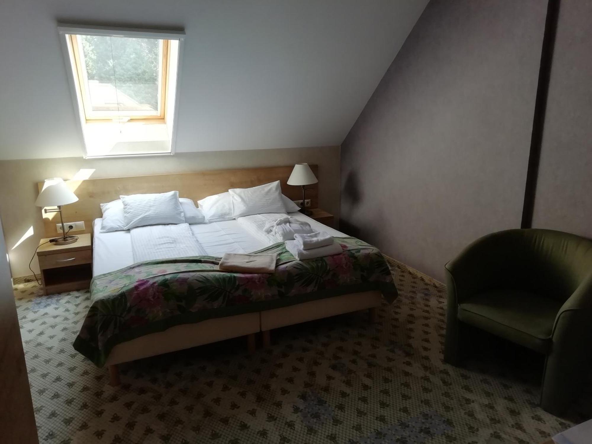 Batthyany Kuria Hotel Zalacsány Екстериор снимка